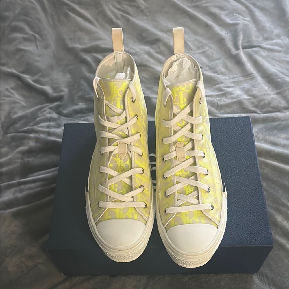 Dior High-Top Sneakers - Yellow 100% authentic 🔥🔥🔥 - Picture 2 of 6